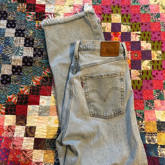 Levi's Ribcage Straight - Picture 4 of 8